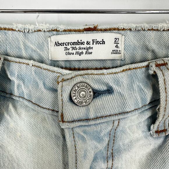 Abercrombie 90s Straight Ultra High‎ Rise Distressed Light Wash 4S - Picture 6 of 13